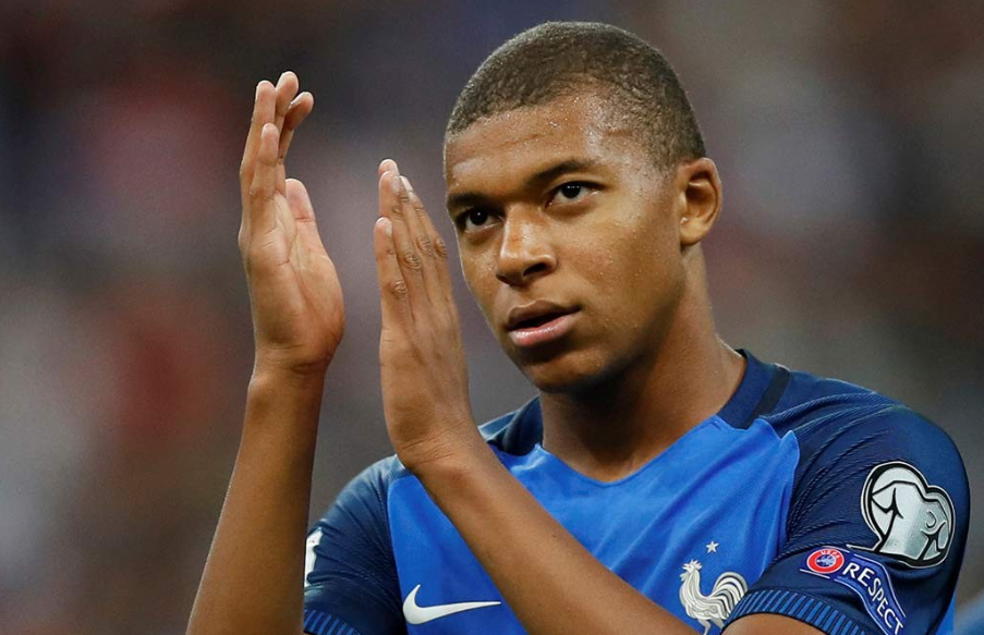 姆巴佩官方宣布爆冷新规，RNG引发争议！的简单介绍