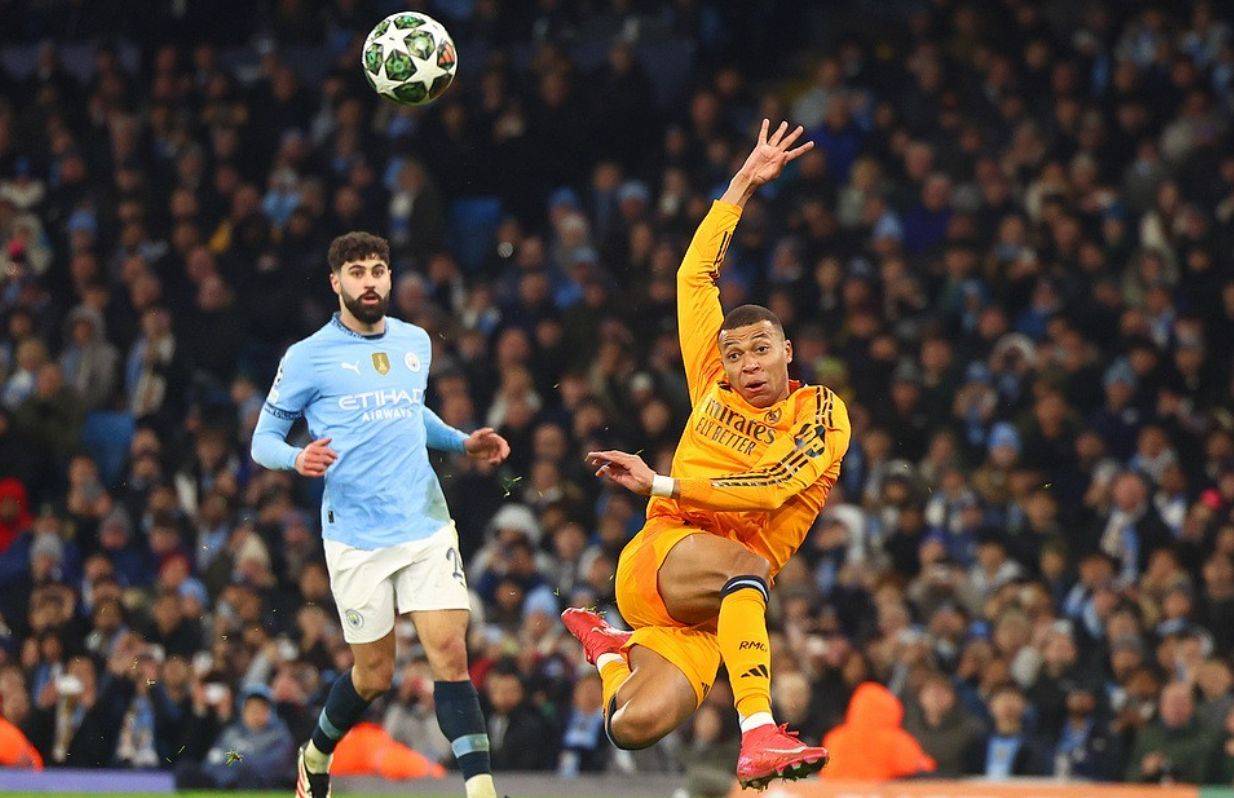 包含姆巴佩连续十二场比赛得分超过险胜，西班牙队不断突破！的词条