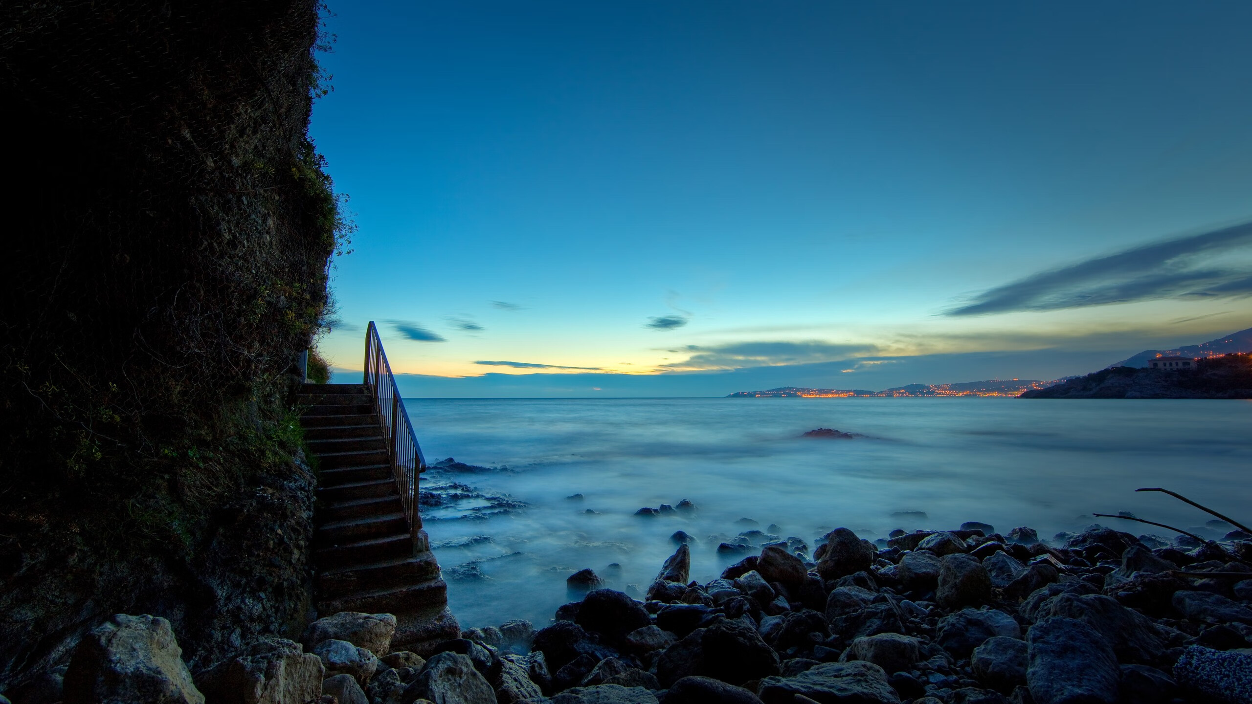 王者归来燃爆赛场！塔图姆复出之夜湖人逆袭登顶