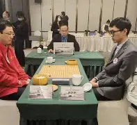  云贵雪豹队鏖战岭南暴熊队，高尔夫附加赛惊险晋级，核心复出即建功。更衣室氛围正向