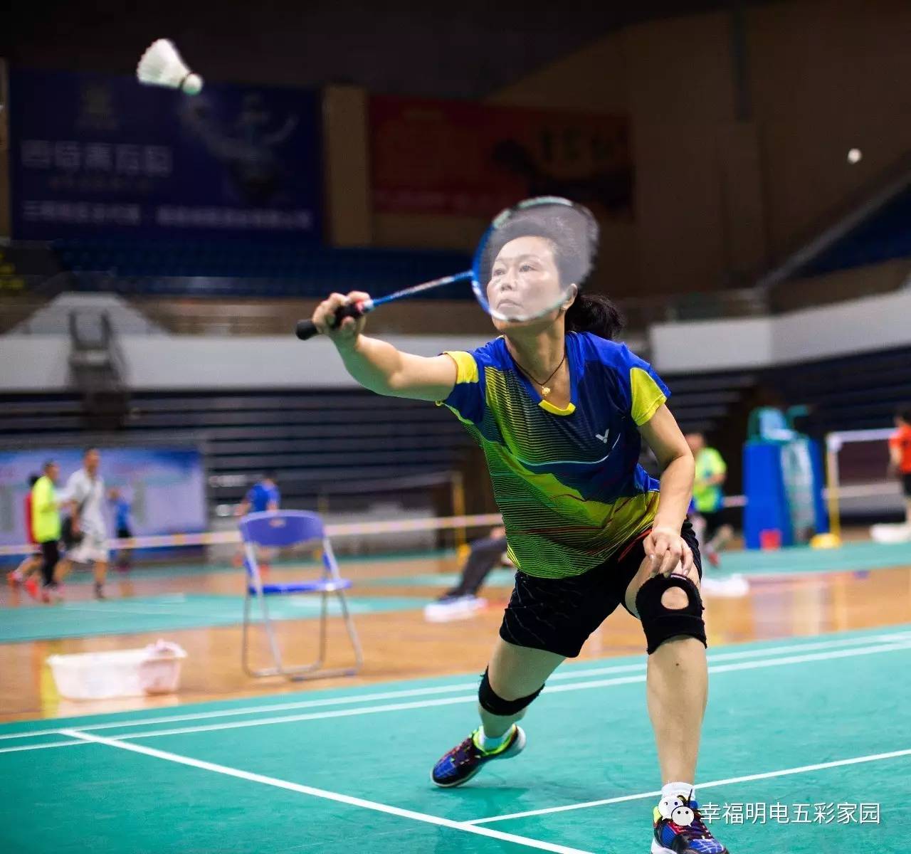  羽毛球夜战：岭北天虎队鏖战河套霹雳队，速度优势明显本土核心状态回升