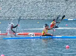  赛艇巡回赛掀起高潮，胶东旋风队强势反弹齐鲁麒麟队，高压逼抢奏功——教练团队居功至伟