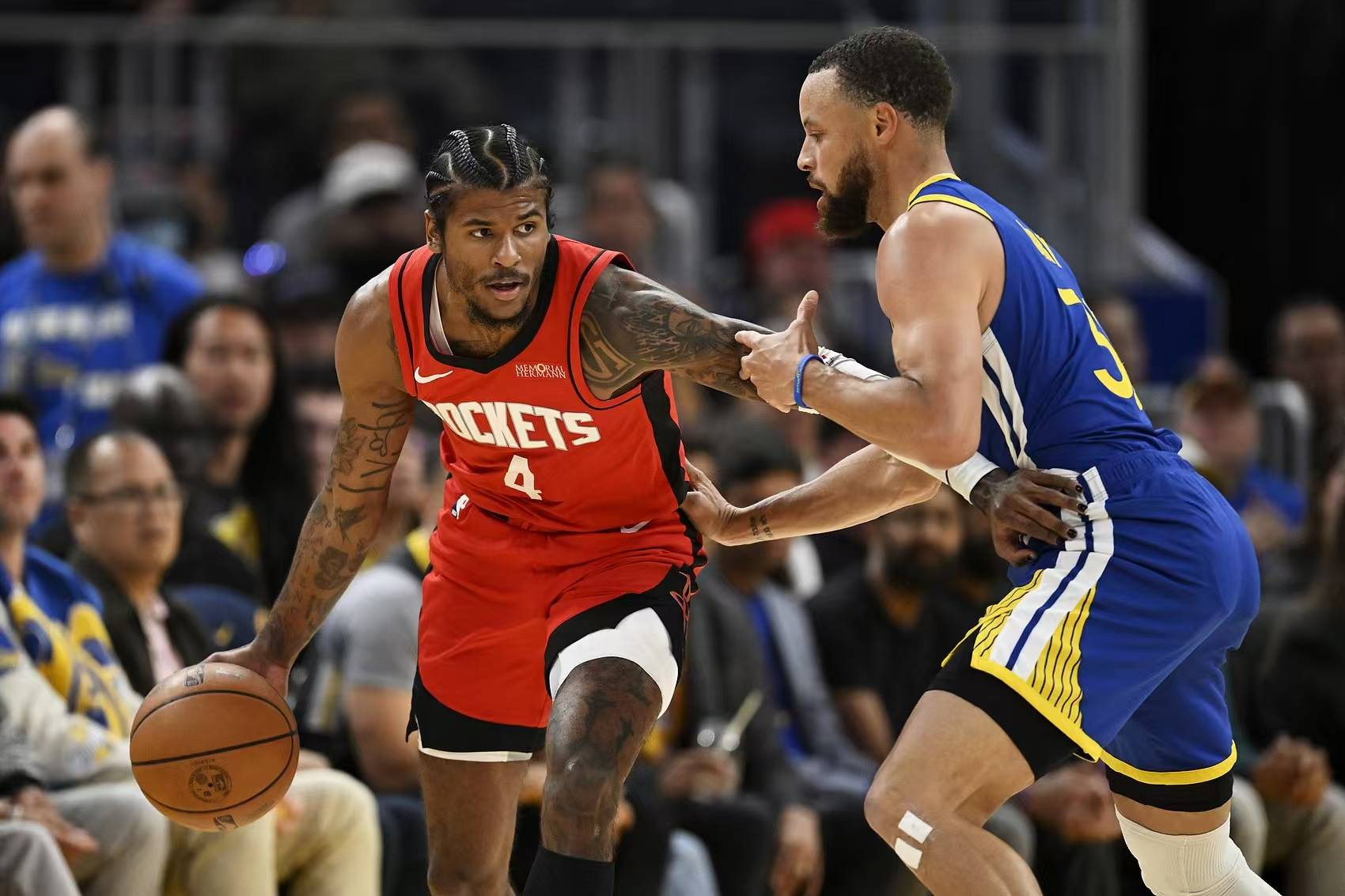 国际比赛日NBA常规赛传出新动向;里尔临场应变;管理层表态——话题不断;高层口径保持一致 国际比赛日NBA常规赛传出新动向;里尔临场应变;管理层表态——话题不断;高层口径保持一致