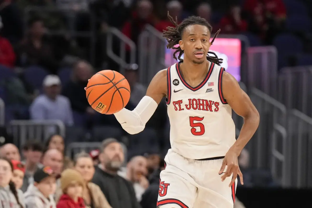  德甲国际比赛日再迎强敌；底特律活塞完成体检；主帅态度——震撼外界；轮换策略成焦点