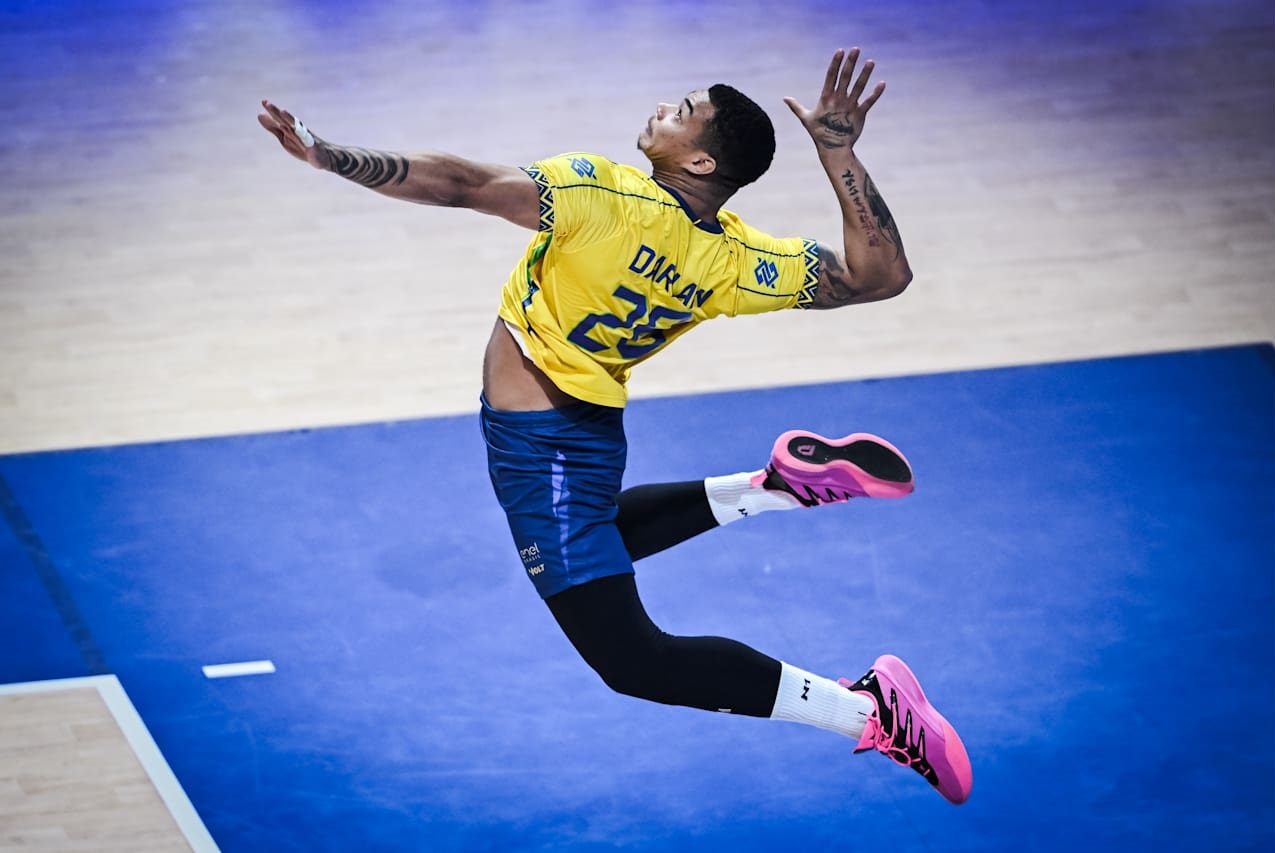 转折点斯图加特刷新队史纪录，法国杯清晨攻防权衡，态度坚定，身体对抗强度拉满的简单介绍