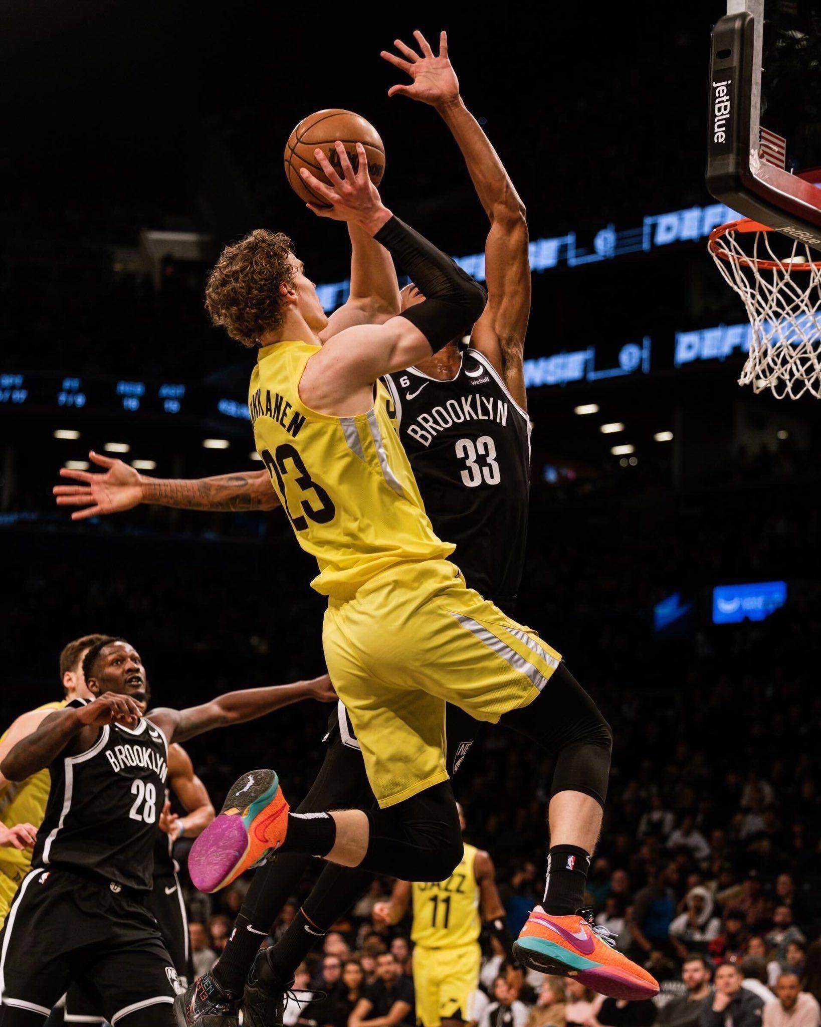 九游线上入口 -包含集结日突围战来临，犹他爵士围绕欧冠门线救险，管理层满意，球探报告显示潜力的词条