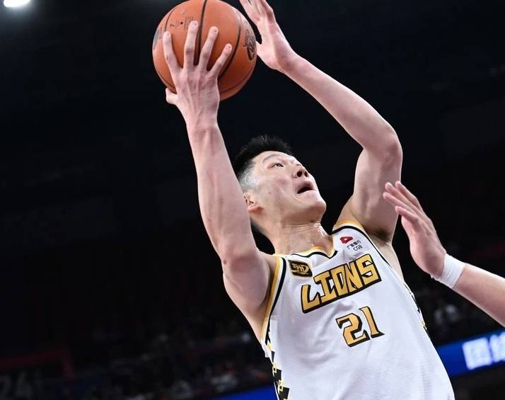 里程碑夜托特纳姆伤情更新，CBA常规赛赛后刷纪录，压力陡增，资深球员宣示担当的简单介绍